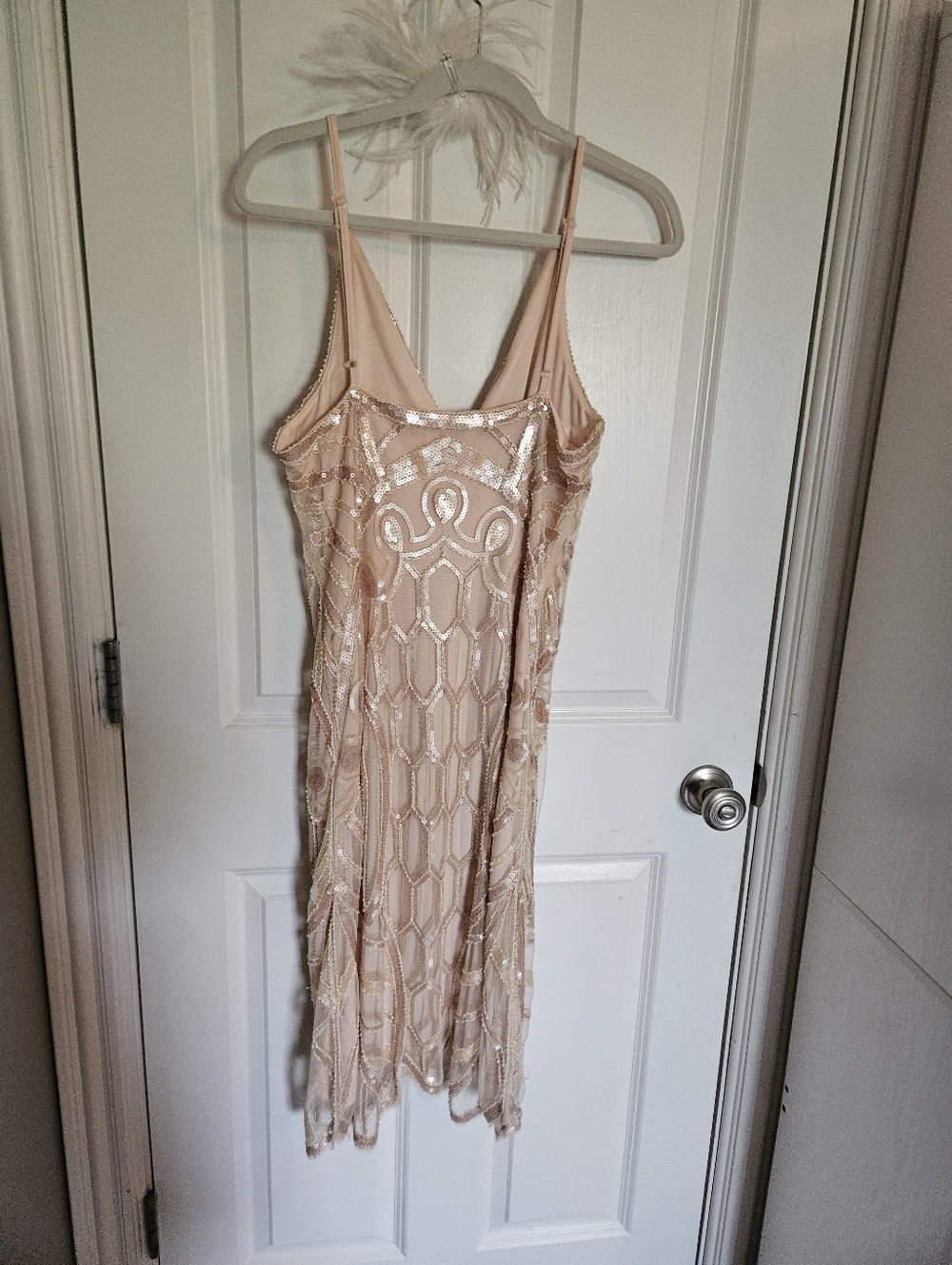 Metme 1920's Beaded V-Neck Slip Dress in Blush - Picture 5 of 5
